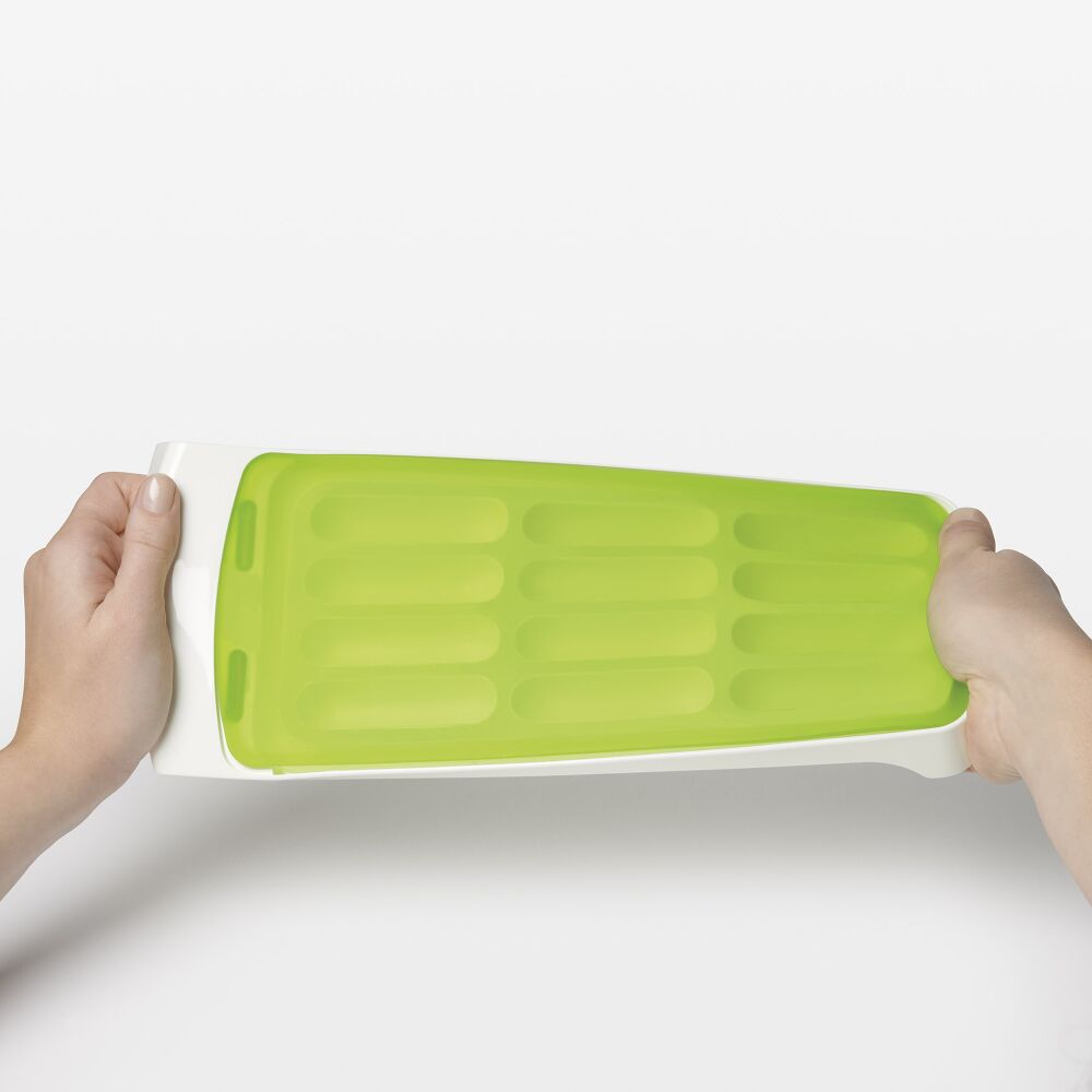 No-Spill Ice Stick Tray Z3
