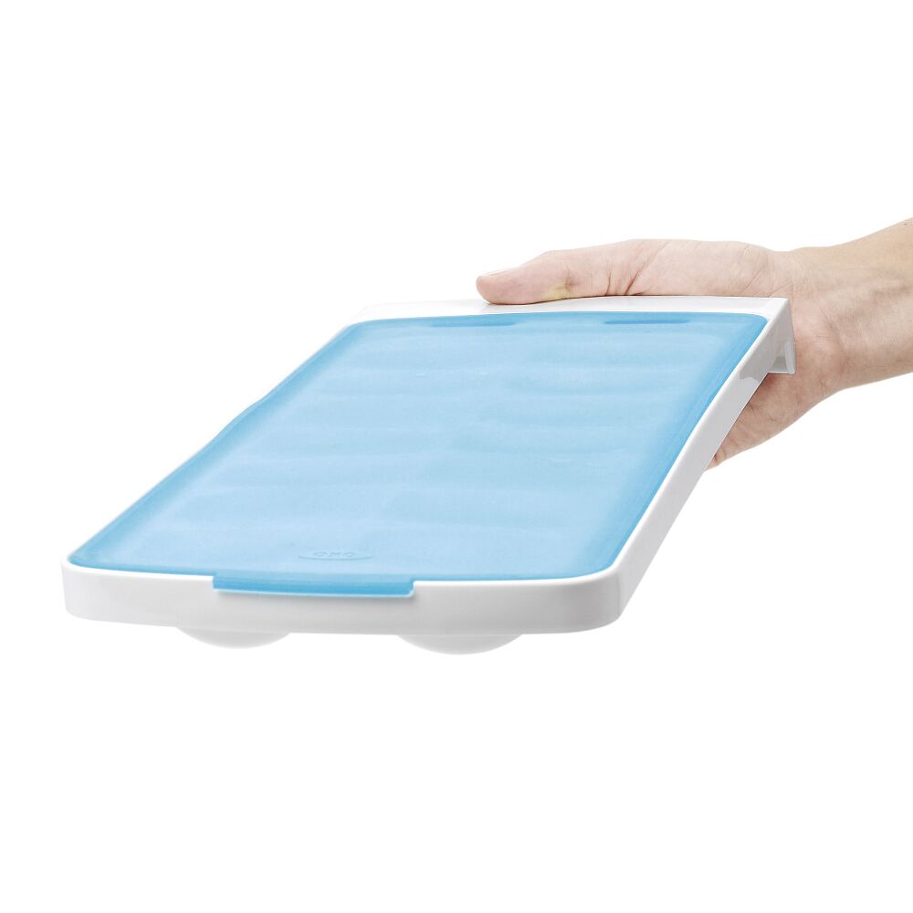 No-Spill Ice Cube Tray L5