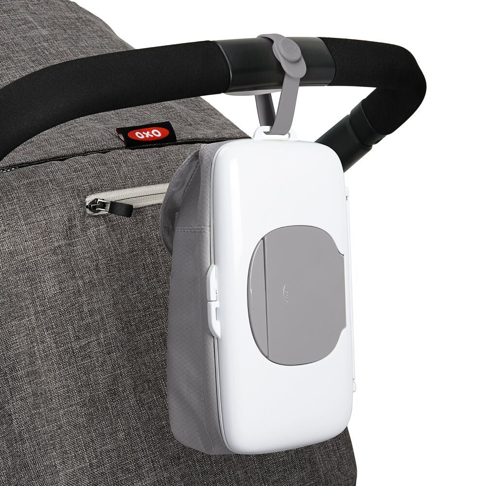 On-the-Go Wipes Dispenser with Diaper Pouch L6