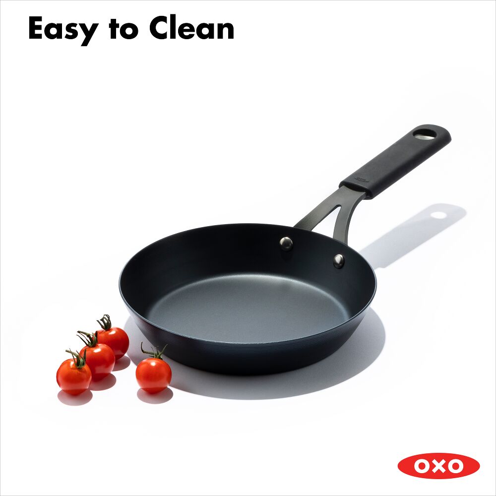 Carbon Steel Obsidian Series 8-Inch Frypan with Silicone Sleeve Y8