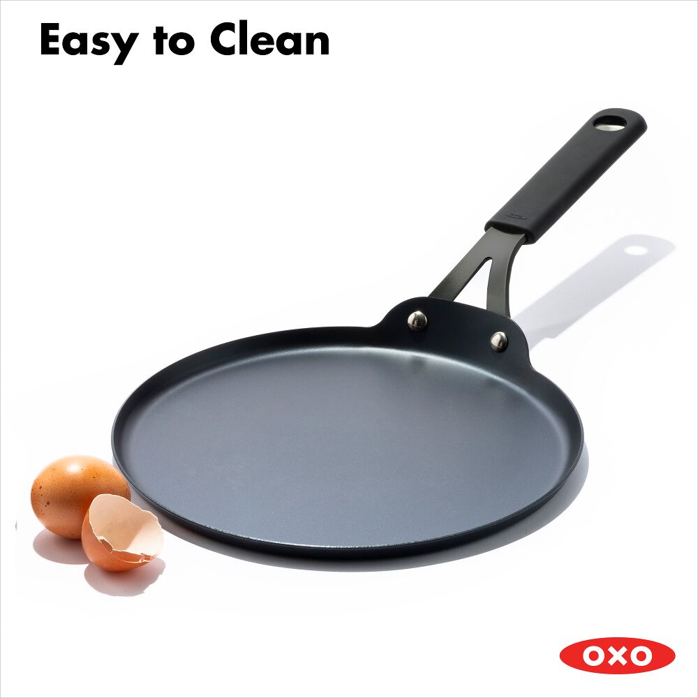 Obsidian Carbon Steel 10-Inch Crêpe Pan with Silicone Sleeve Z2