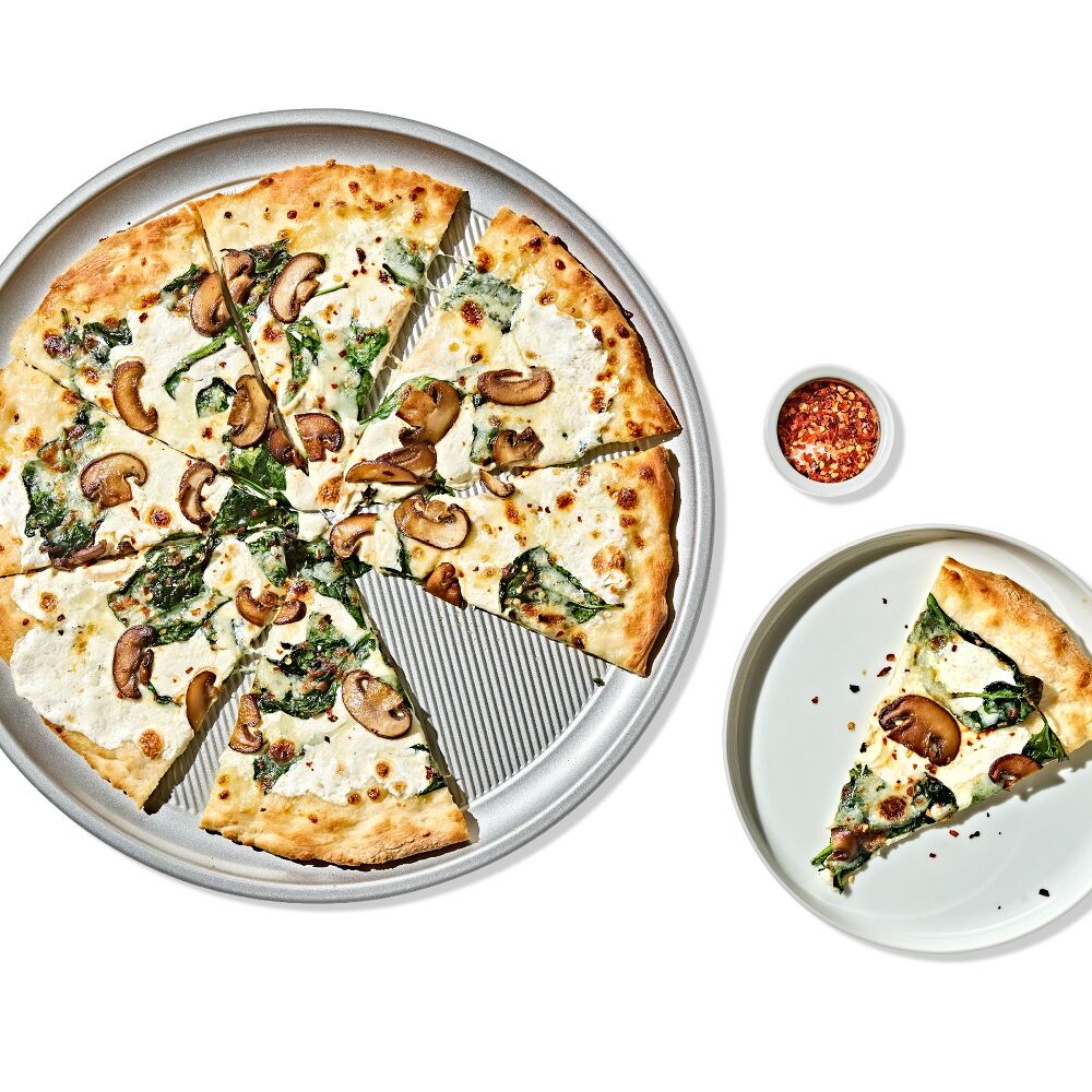 Non-Stick Pro Clear Coated 15in Pizza Pan W8