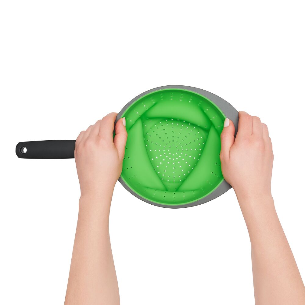 Silicone Collapsible Strainer (2.0 Qt) Q2
