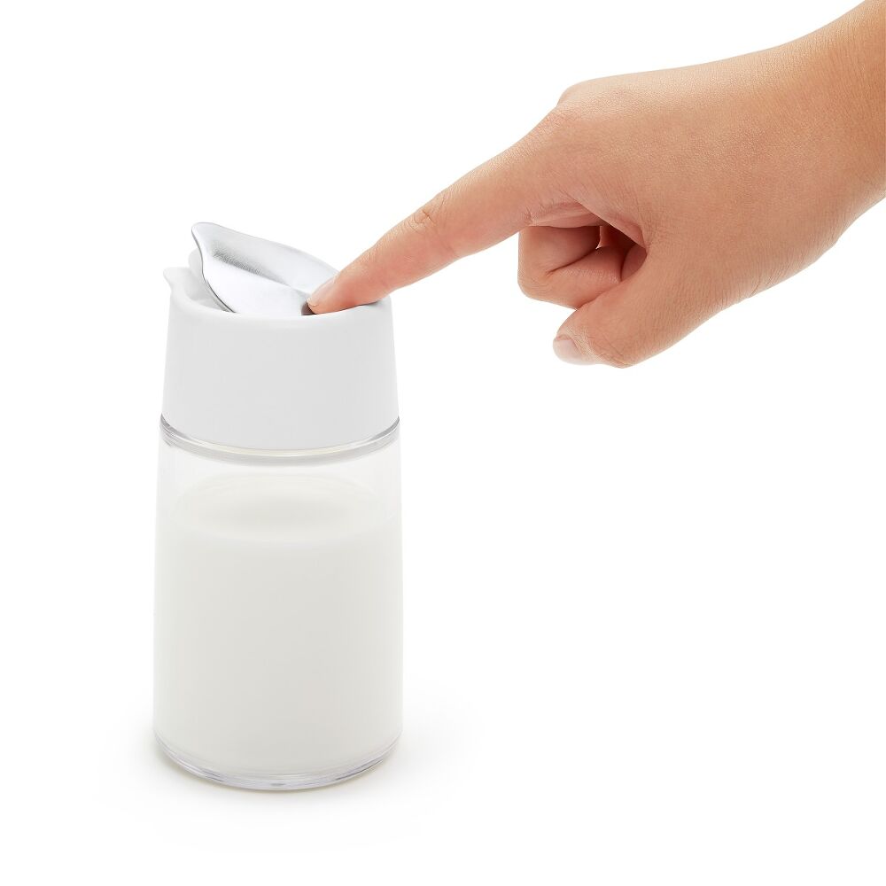OXO Glass Creamer Y5