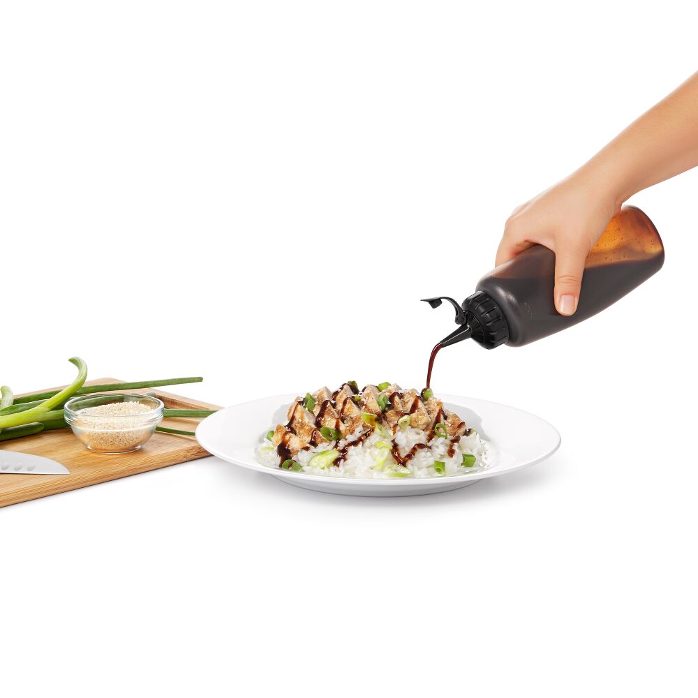 OXO Chef's Squeeze Bottles - 12 ounces D9