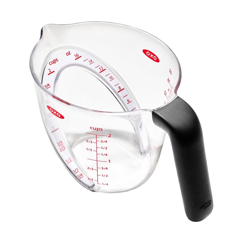 2-Cup Angled Measuring Cup B6