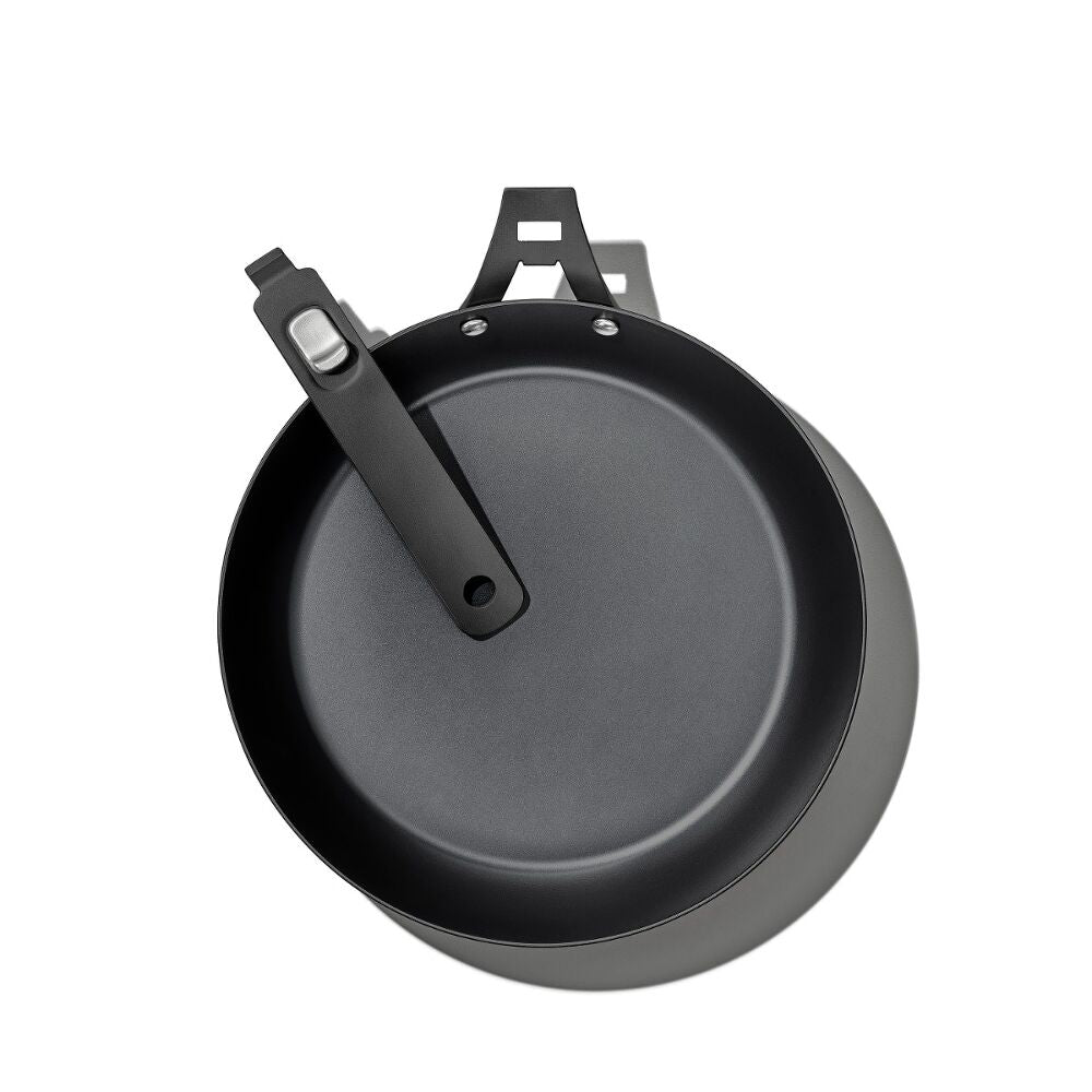 Carbon Steel With Removable Handle 10in Pan Z0