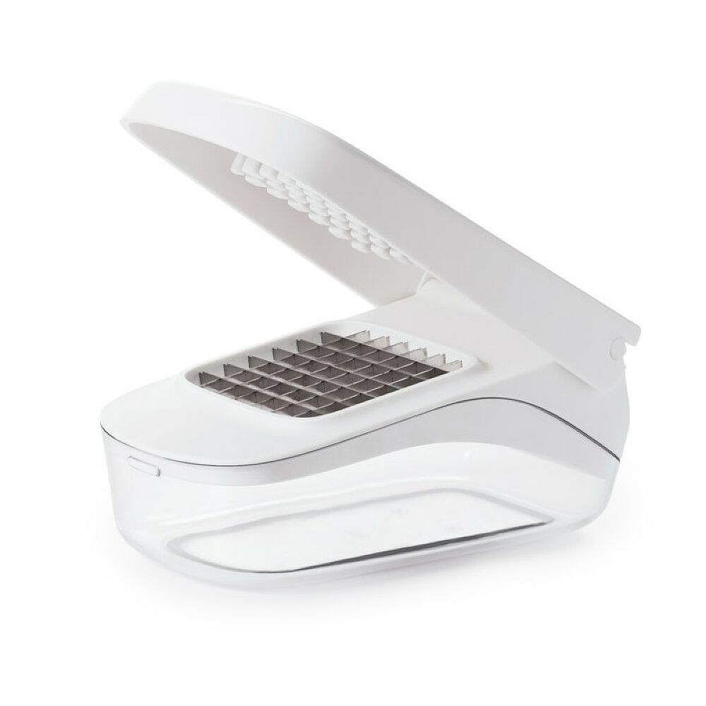 Vegetable Chopper with Easy-Pour Opening T3