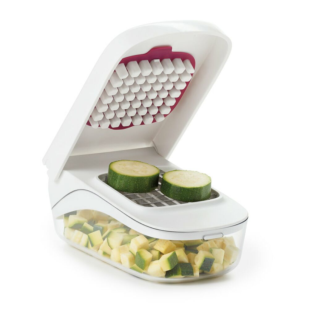 Vegetable Chopper with Easy-Pour Opening T3