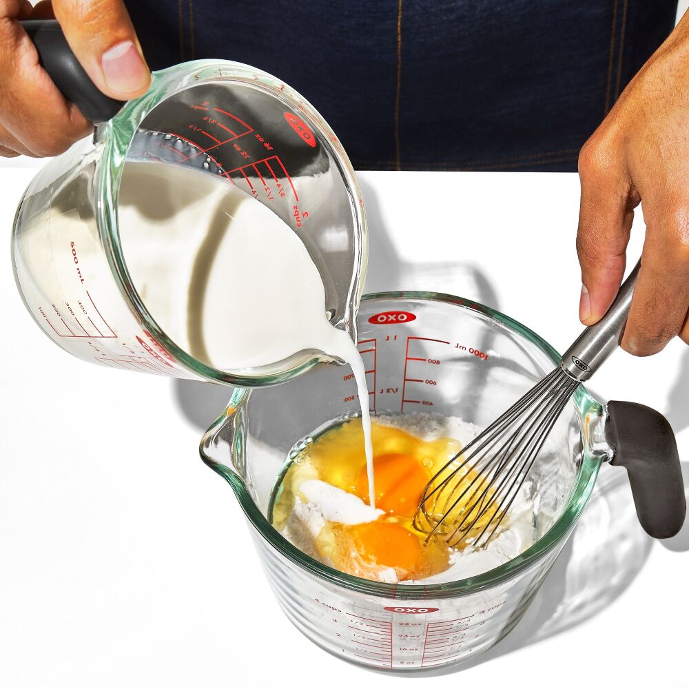 2-Cup and 4-Cup Glass Measuring Cup Set E7