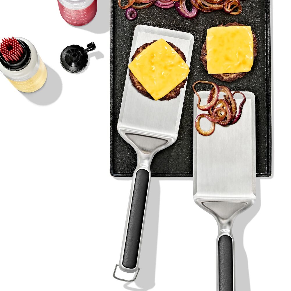 OXO Outdoor Large Griddle Turner E4