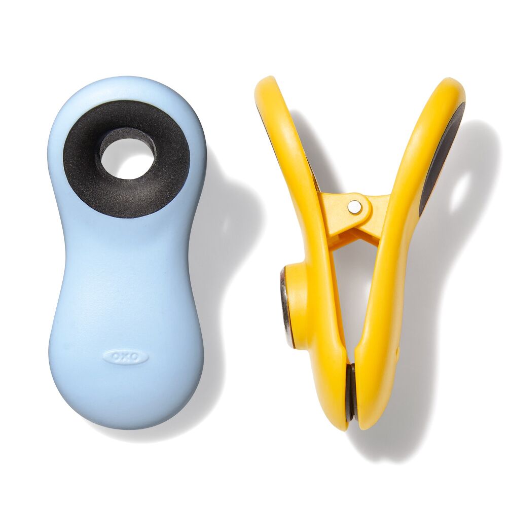 Magnetic All-Purpose Clips - 4-Pack - assorted colors Z0