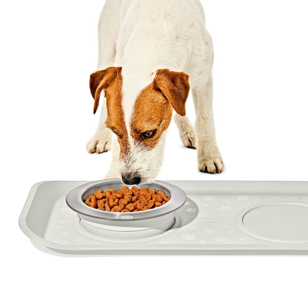 OXO Pet Easy-Clean Feeding Mat E1