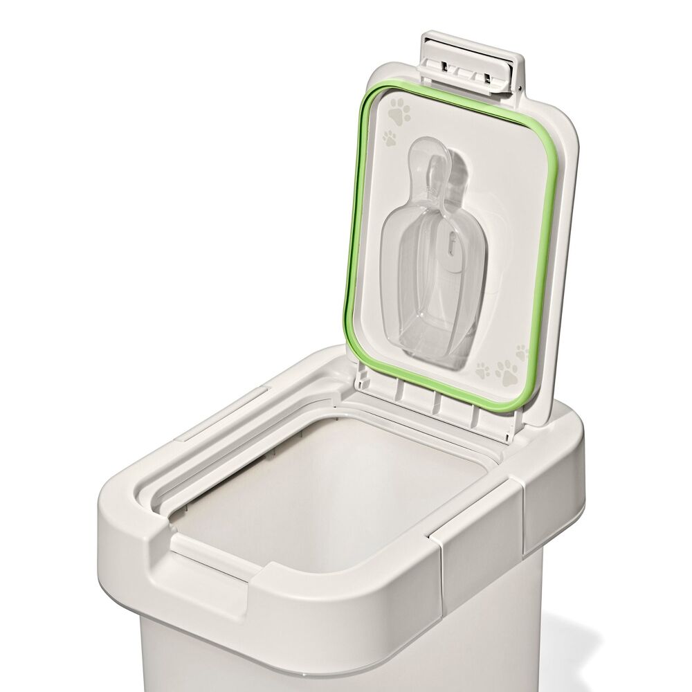 OXO Pet Airtight Food Container with Scoop — Small O3