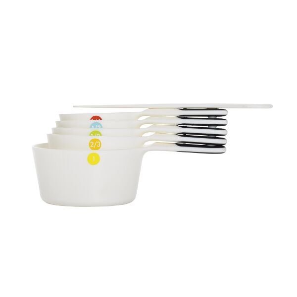 6 Piece Plastic Measuring Cups B1