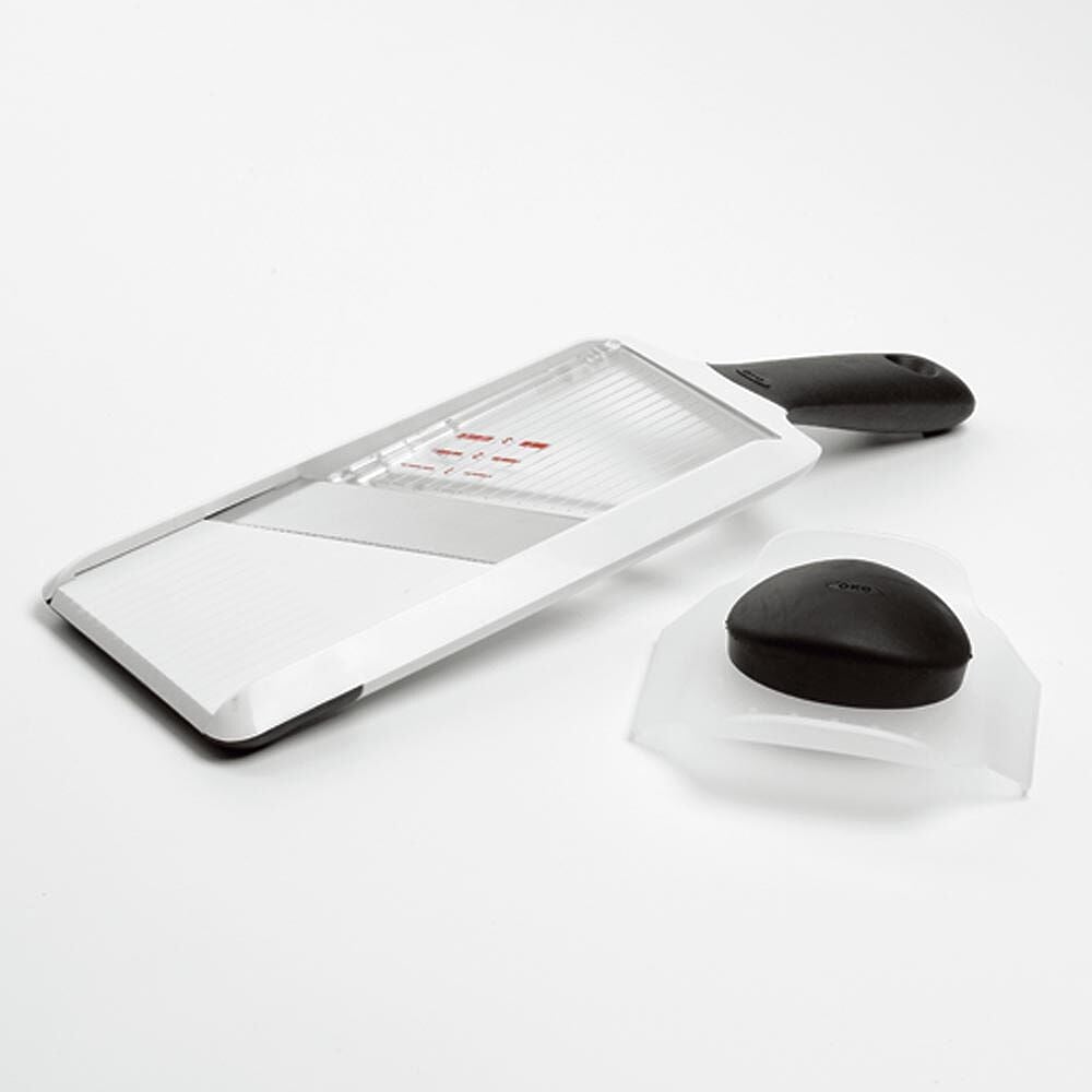 OXO Good Grips Hand-Held Mandoline Slicer M4