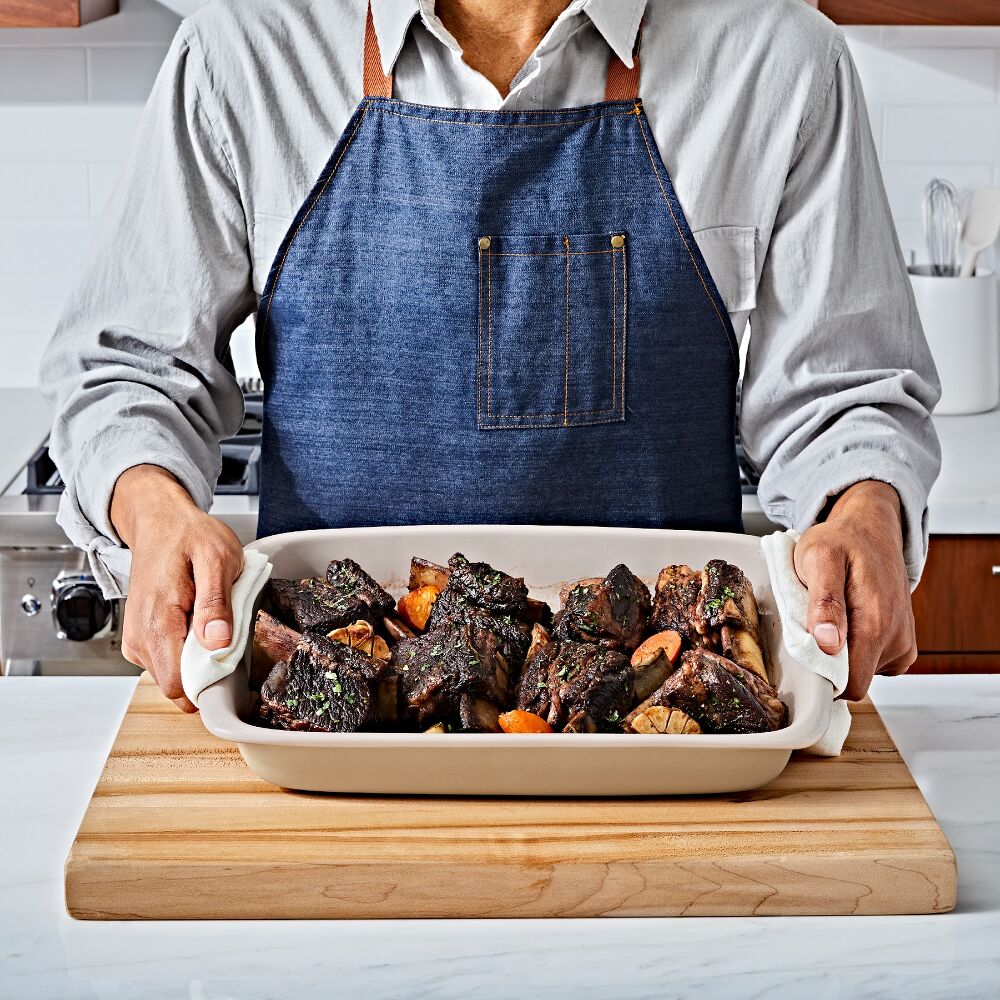 3 Qt Rectangular Stoneware Baking Dish H8