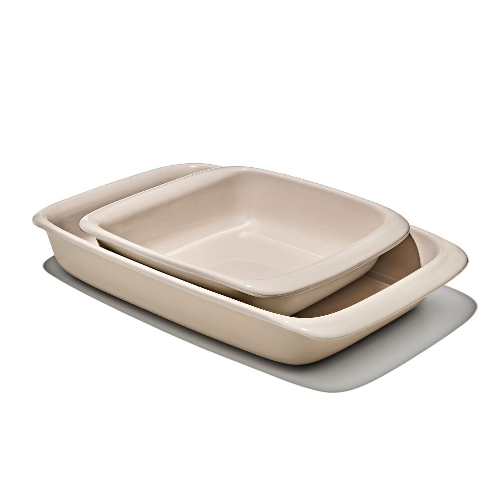 3 Qt Rectangular Stoneware Baking Dish J9