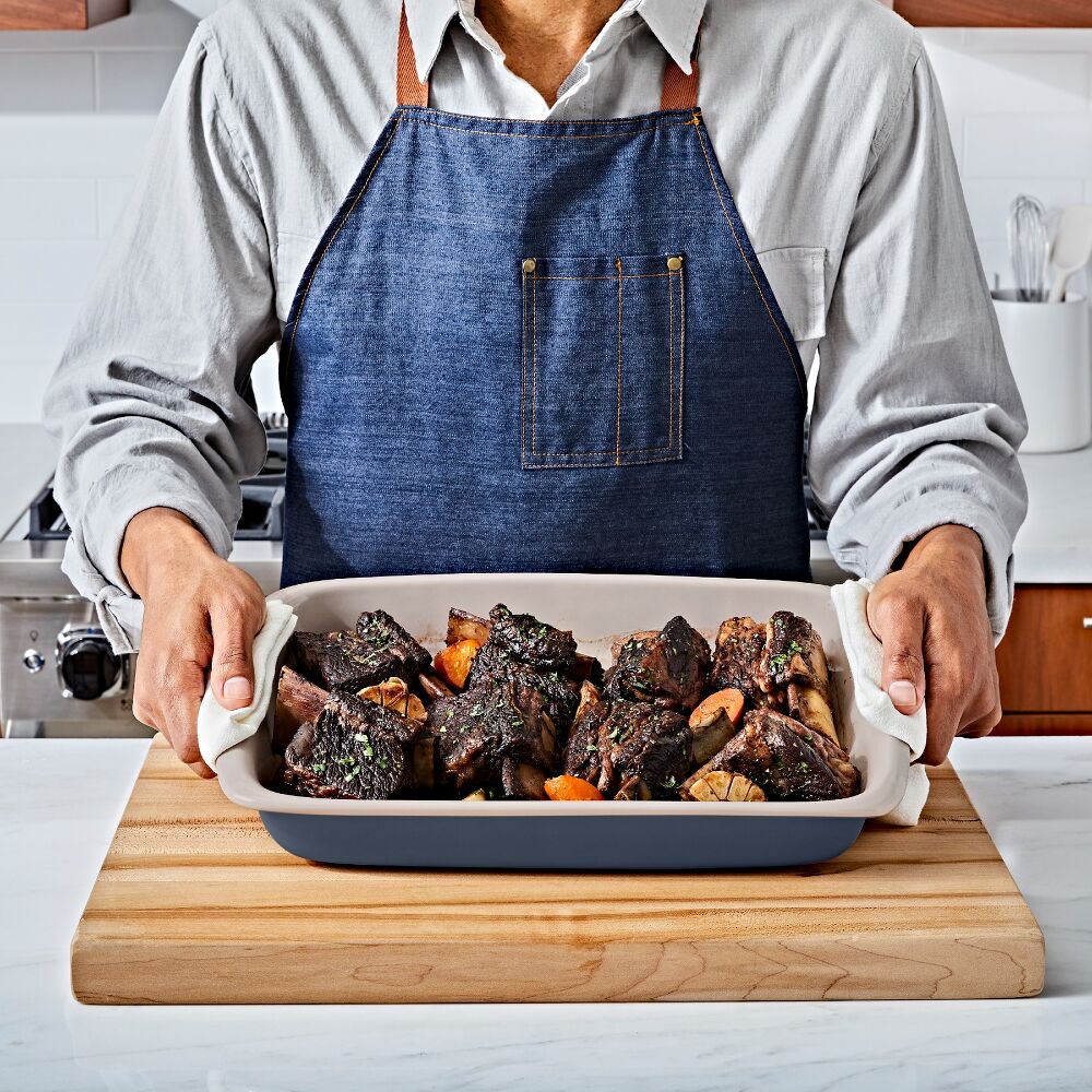3 Qt Rectangular Stoneware Baking Dish H8