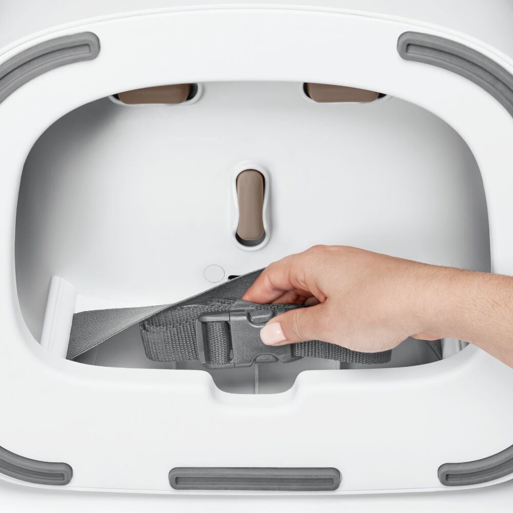 Nest Booster Seat with Removable Cushion N8