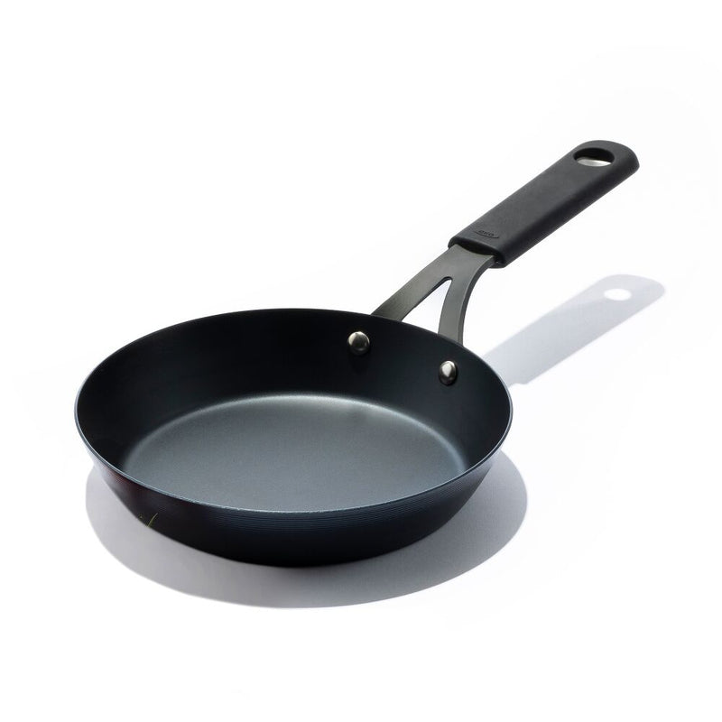 Carbon Steel Obsidian Series 8-Inch Frypan with Silicone Sleeve Y8