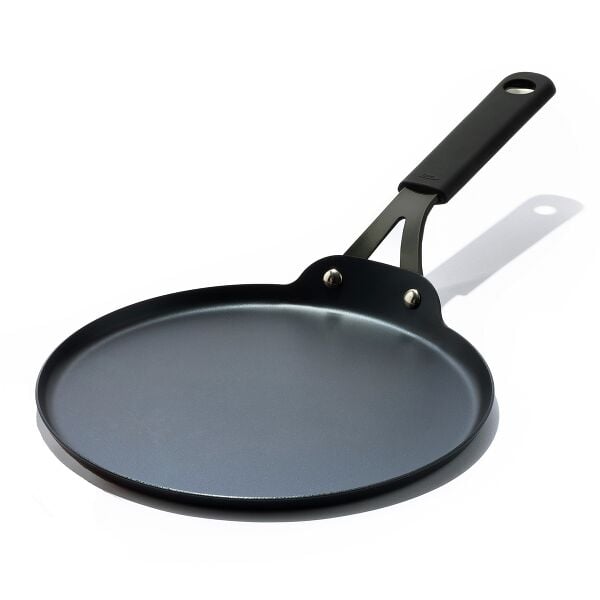 Obsidian Carbon Steel 10-Inch Crêpe Pan with Silicone Sleeve Z2