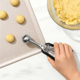 Small Cookie Scoop Q8