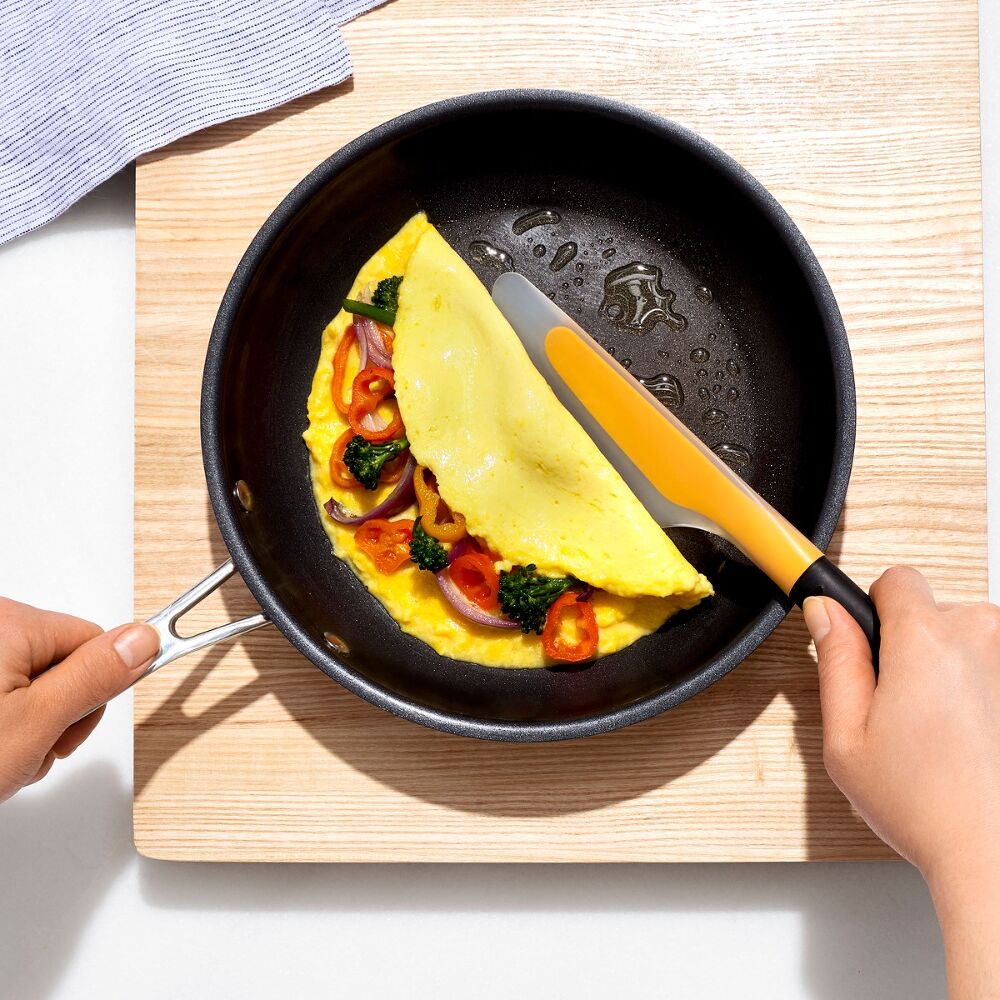 Small Flip & Fold Omelet Turner D3