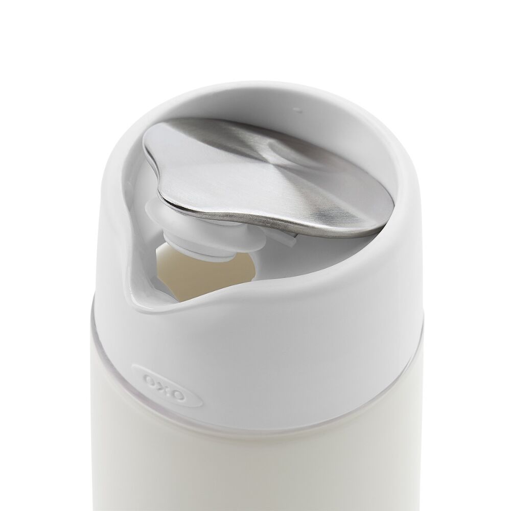 OXO Glass Creamer Y5