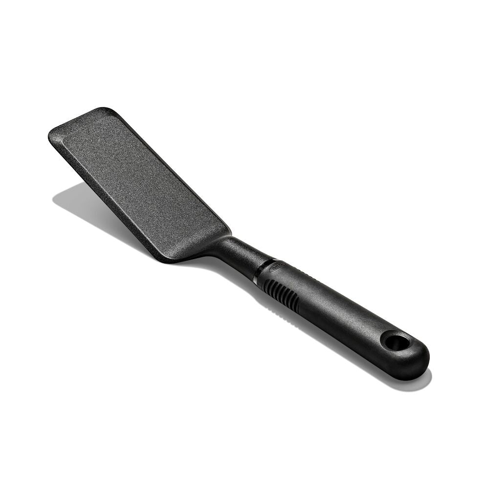 Nylon Cut & Serve Turner A4