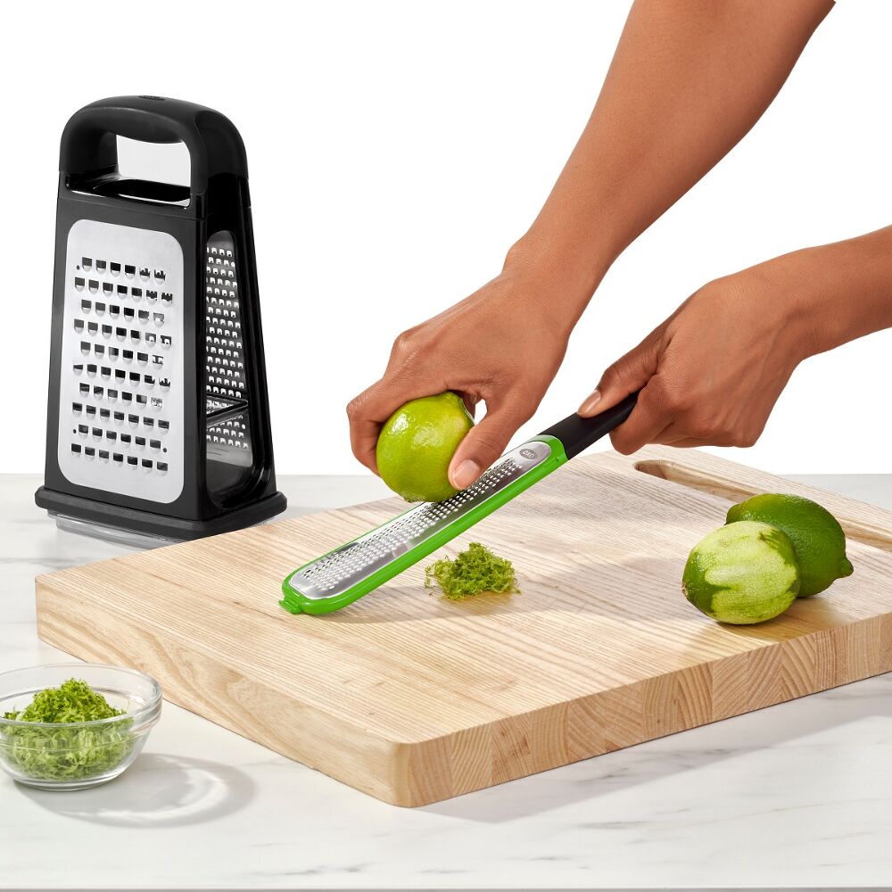 Etched Box Grater With Removable Zester O7