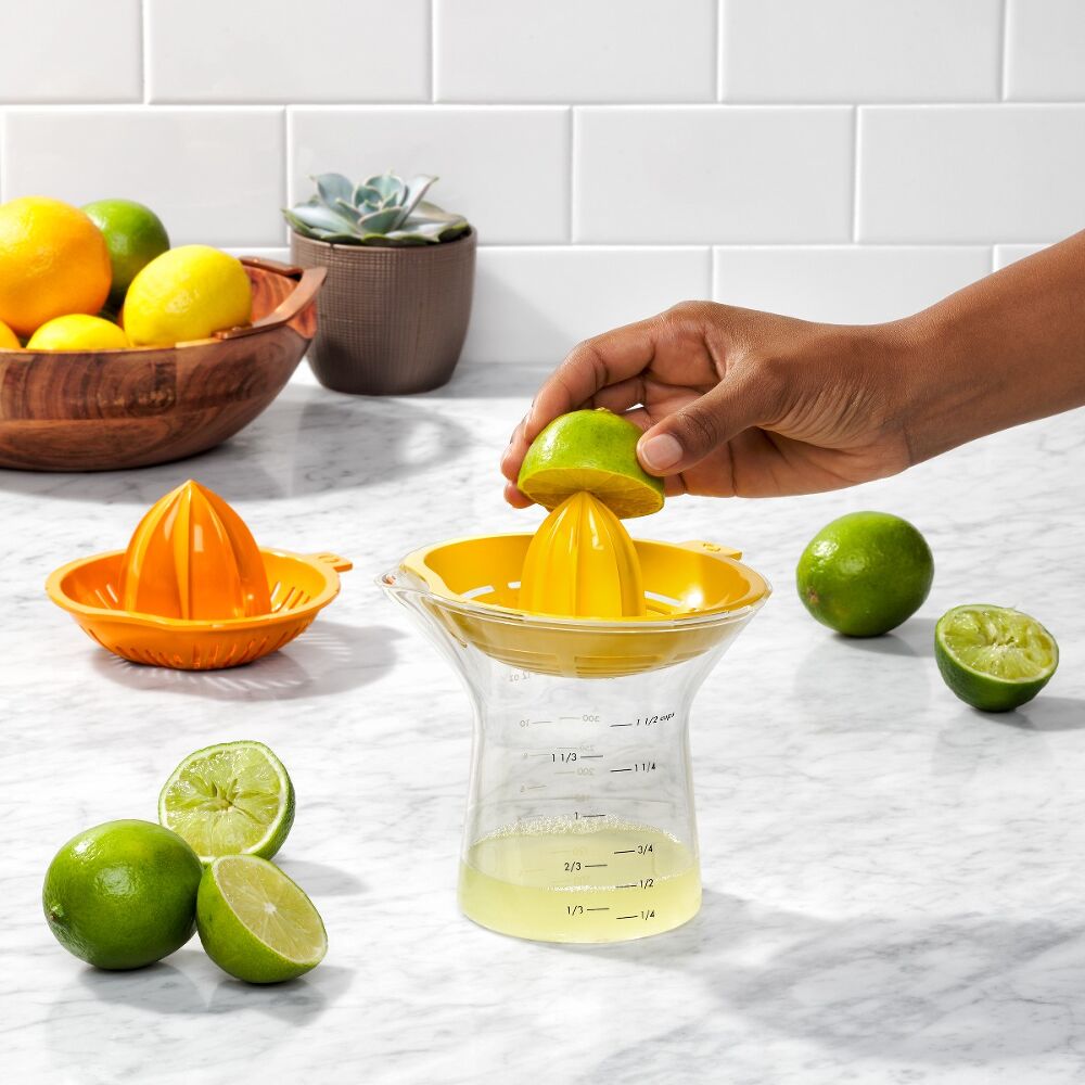 2-in-1 Citrus Juicer W6