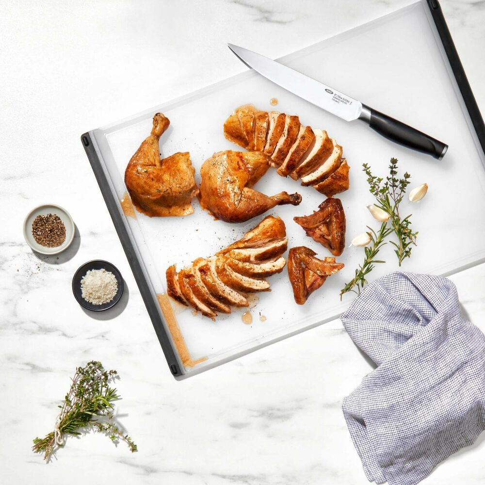 Carving and Cutting Board I7