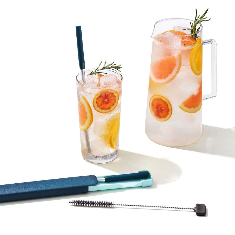 4-Piece Reusable Straw and Brush Set with Case R7