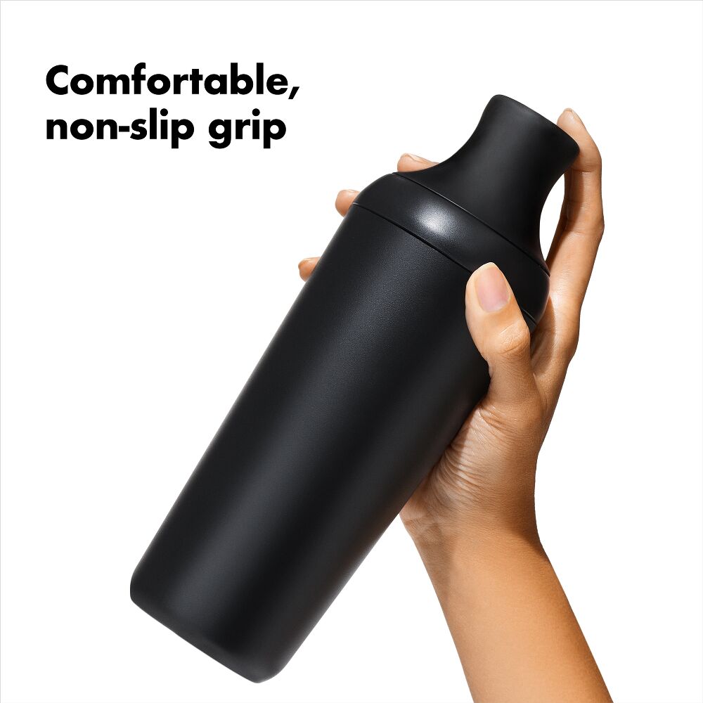OXO Good Grips Plastic Cocktail Shaker- 20 oz/590 mL capacity K7
