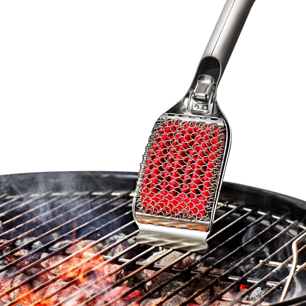 Coiled Grill Brush With Replaceable Head G3