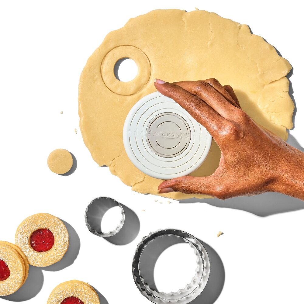 Double-Sided Cookie and Biscuit Cutter E5