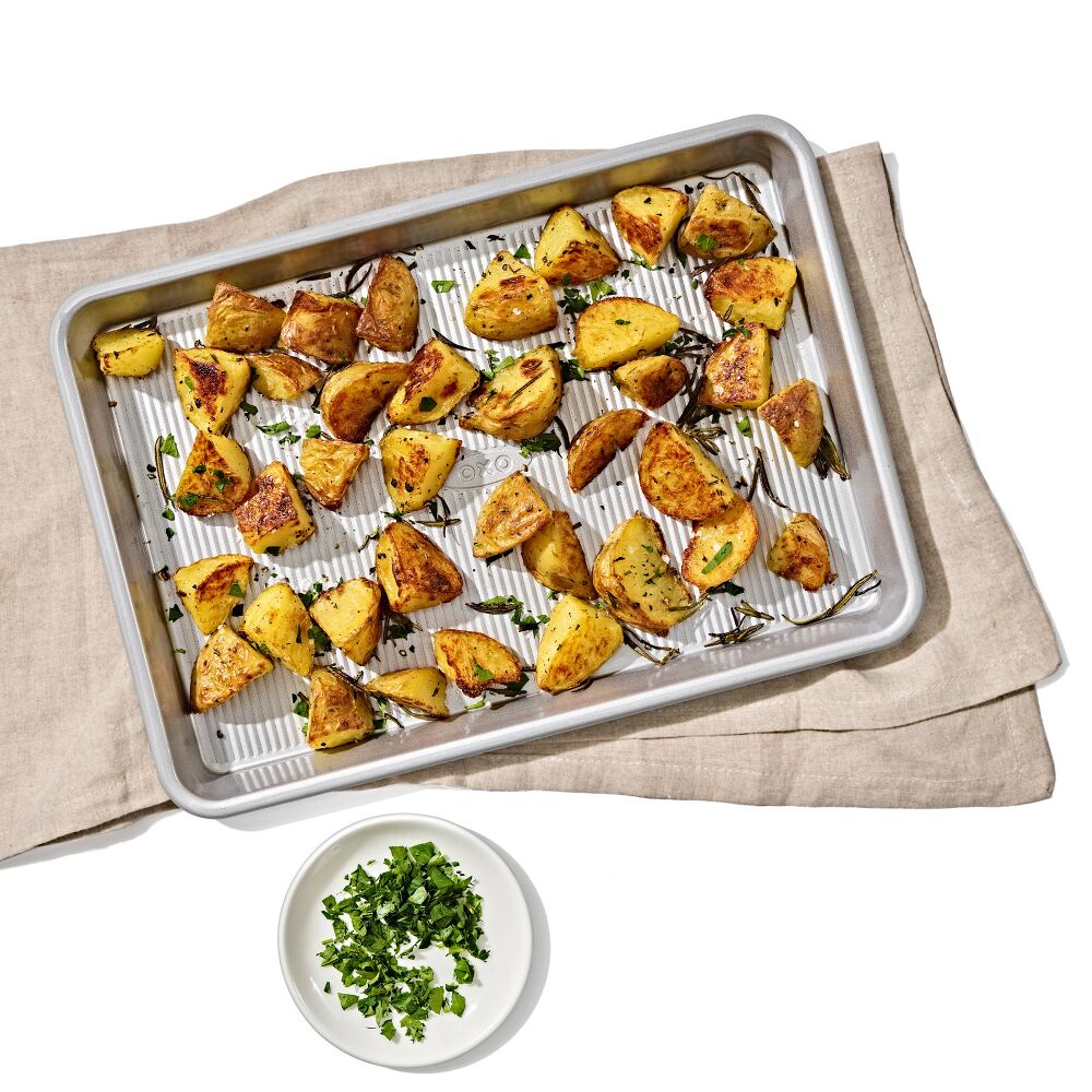 Non-Stick Pro Clear Coated Quarter Sheet Pan U8