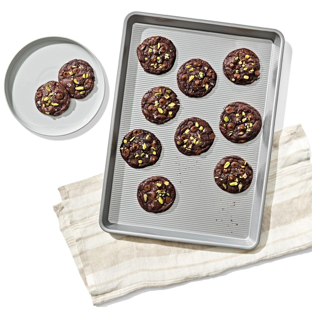 Non-Stick Pro Clear Coated Half Sheet Pan X0
