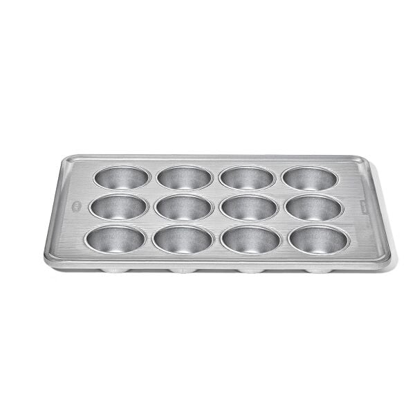 Nonstick Pro Clear Coated 12 Cup Muffin Pan H8