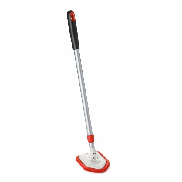 Extendable Tub & Tile Scrubber V7