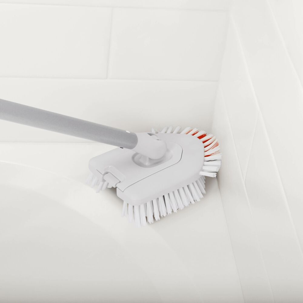 Extendable Tub & Tile Brush W3