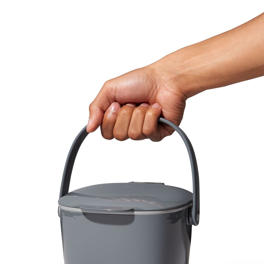 Easy-Clean Compost Bin - 0.75 Gal M3