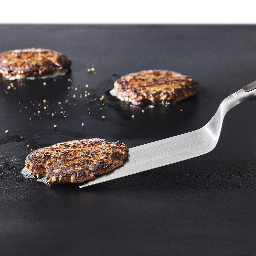 OXO Outdoor Griddle Turner A3