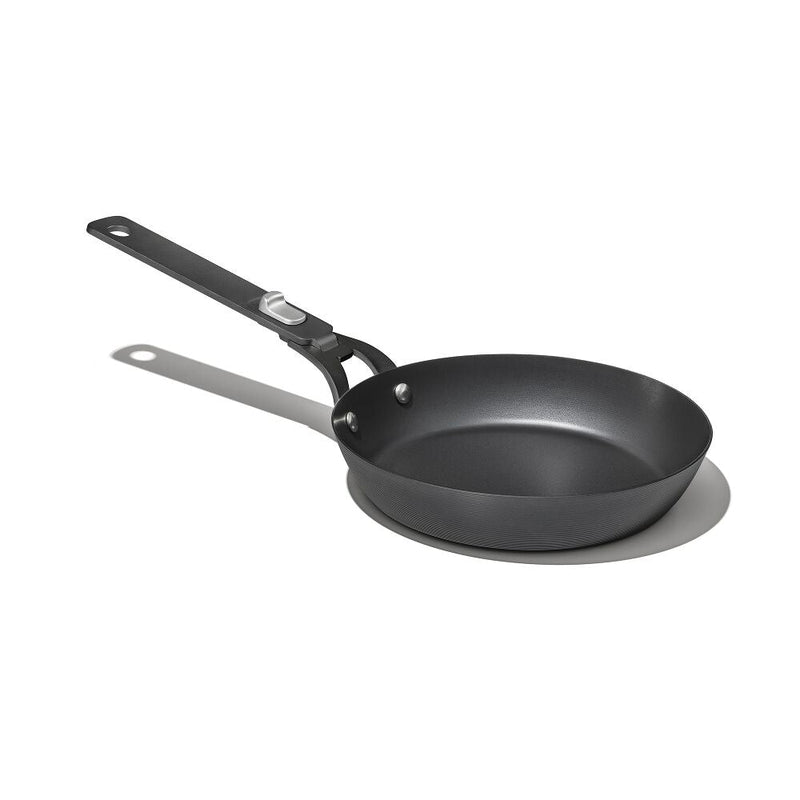 Carbon Steel With Removable Handle 8in Pan A7