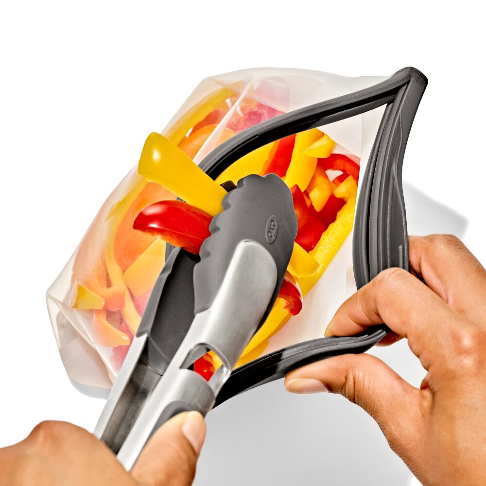 Outdoor Silicone Reusable Stand Up Bag Quart (32 oz) D1