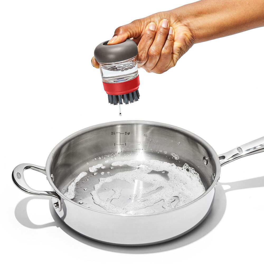 Outdoor Soap Dispensing Dish Brush with Storage Case H3