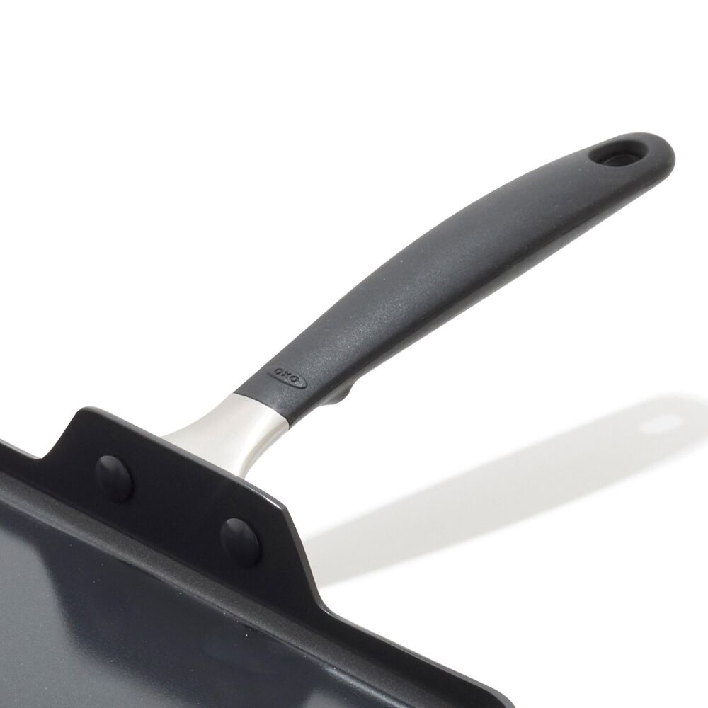 OXO Stainless Steel Everyday 11 in Square Griddle R4