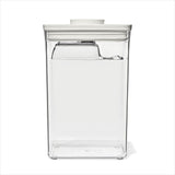 OXO Pet POP Container with Scoop — Big Square Medium — 4.4 Qt/4.2 L W0