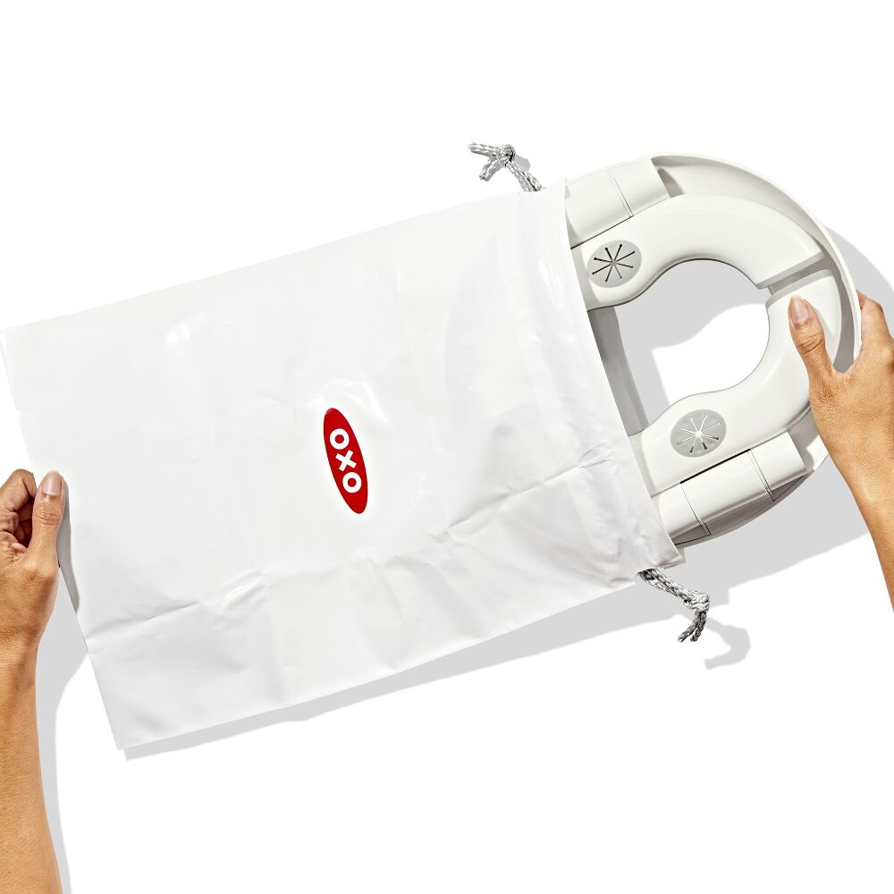 2-in-1 Go Potty™ with Travel Bag C2